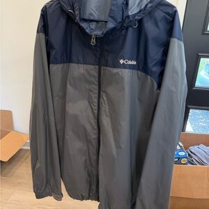 Columbia Men's Windbreaker in Navy and Gray